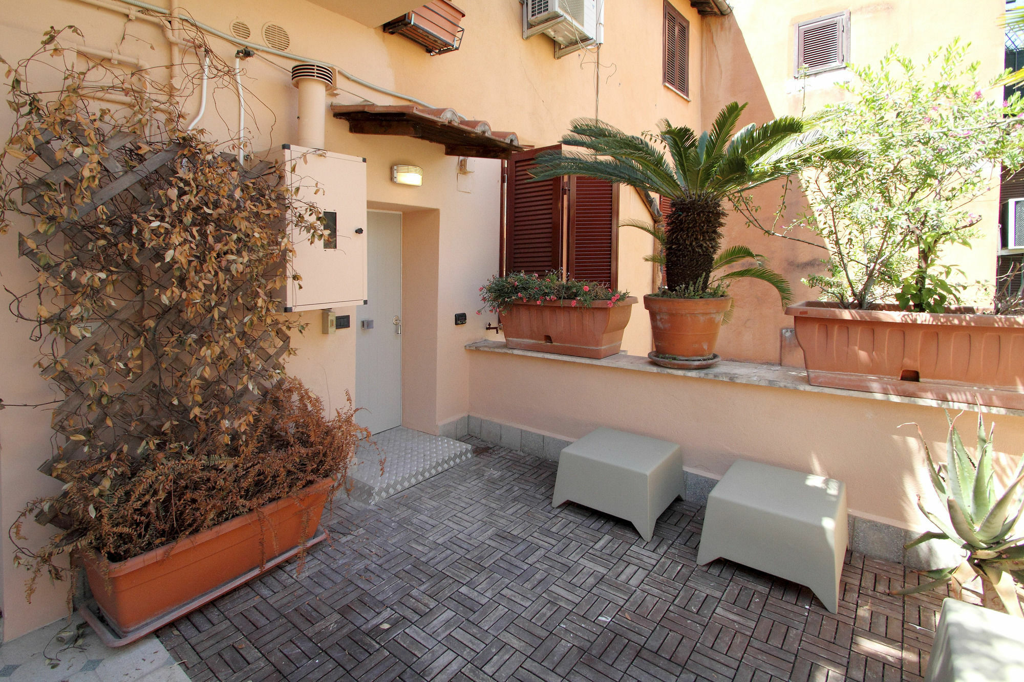 Lhp Suite Roma Trastevere Zewnętrze zdjęcie